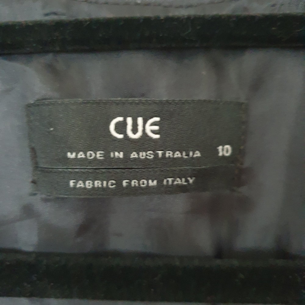 CUE size 10 dress - Picture 2 of 4